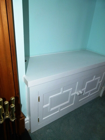 edwardian alcove cabinets